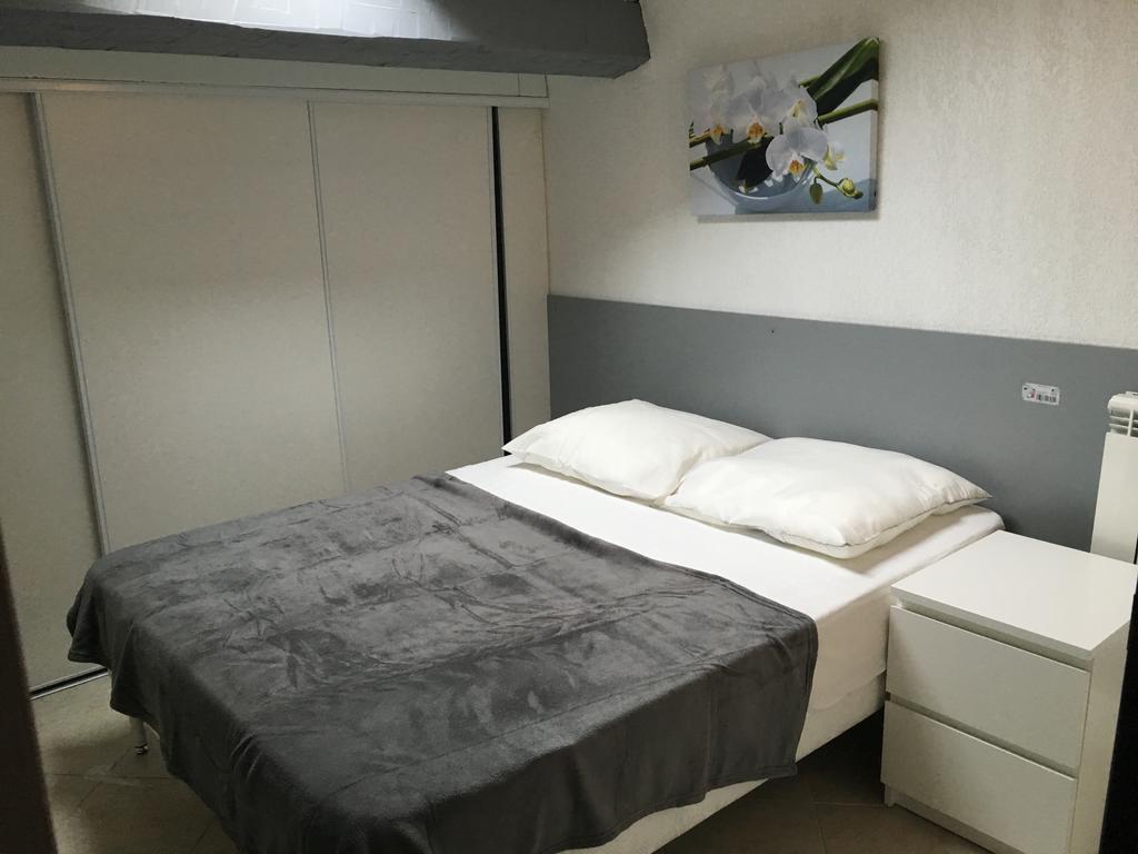 Ange Apartment *
